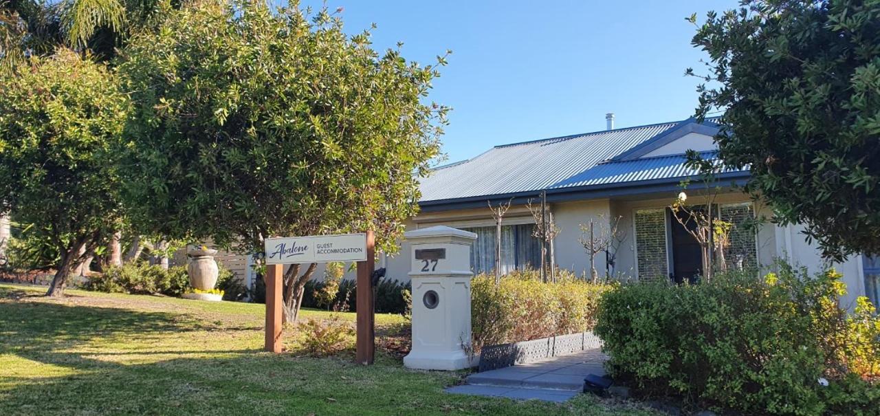 Abalone Guest Accommodation Lakes Entrance Exterior photo